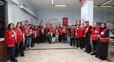 Muhteşem Kızılay ekibi Ramazan’da iş başında