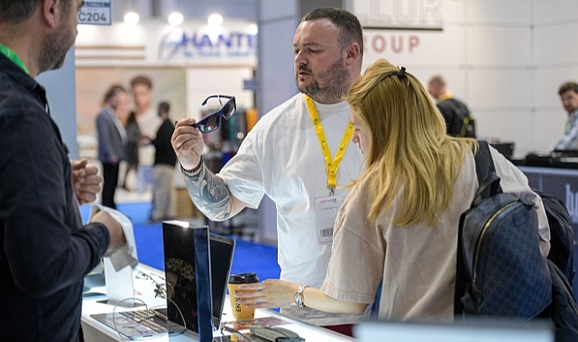 Optic World İzmir Fuarı’na ilk iki gün büyük ilgi