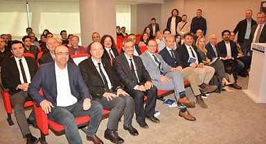 Özel Sağlık Hastanesi'nde Akademik Buluşmaya İmza Atıldı