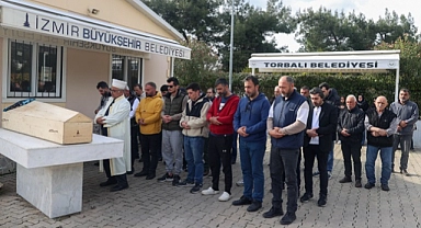 Parkta bıçaklı saldırıya uğrayan genç kız öldü, annesi yaralandı