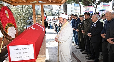 Salihli'de vefat eden Kıbrıs gazisi son yolculuğuna uğurlandı