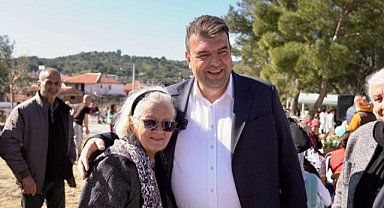 Seferihisar’da emeklilerin hesabına 2 bin TL yattı