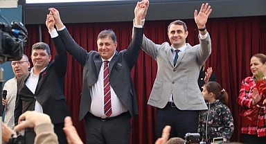 Tugay'dan Aliağa'ya vaat yağmuru