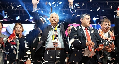 Türkmen Ve Tugay Binlere Seslendi