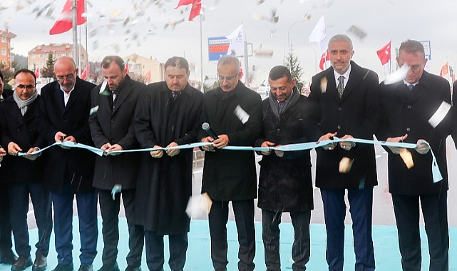 Uraloğlu, Kütahya'da toplu açılış töreninde konuştu