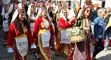 Urla’da Ot Festivali Coşkusu