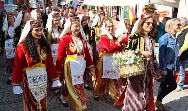 Urla’da Ot Festivali Coşkusu