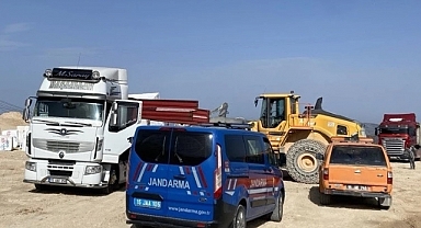 Üzerine mermer bloğu düşen tır sürücüsü öldü