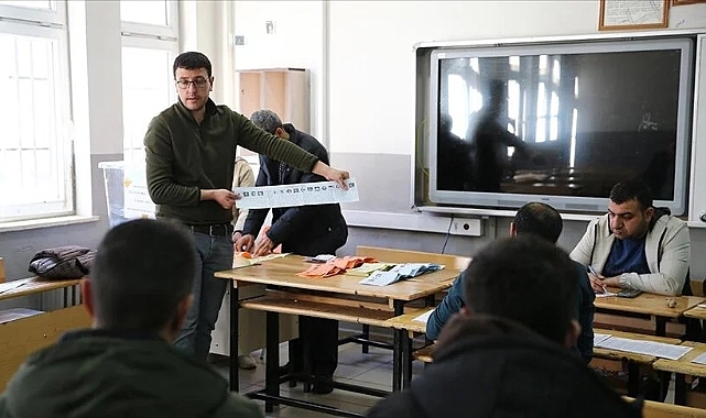 Yerel seçim için oy verme işlemi sona erdi