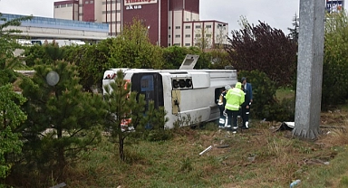Afyonkarahisar'da devrilen midibüsteki 7 kişi yaralandı