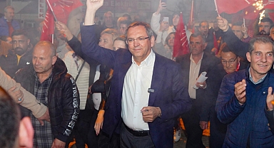 Ayvalık Cumhuriyet Meydanı'nda Muhteşem Kutlama