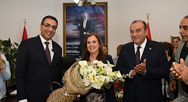 Balçova Belediye Başkanı Onur Yiğit Mazbatasını Aldı