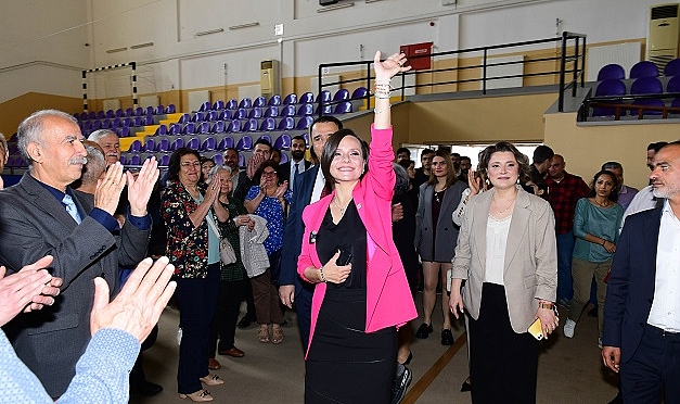 Başkan Kınay mazbatasını aldı