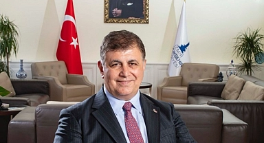 Başkan Tugay’a dünyadan tebrik mesajı yağdı