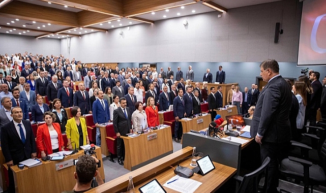 Başkan Tugay yeni dönemin ilk meclisini açtı