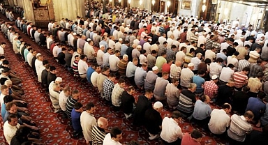 Bayram namazı saatleri açıklandı
