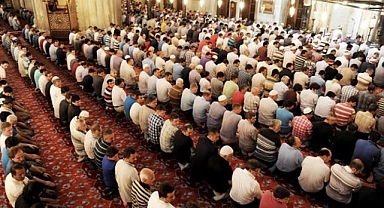 Bayram namazı saatleri açıklandı