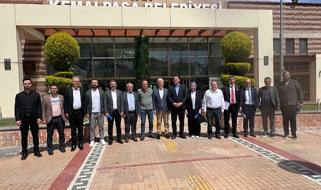 Cumhur İttifakı Kemalpaşa'dan, Belediye Başkanı Türkmen'e tepki