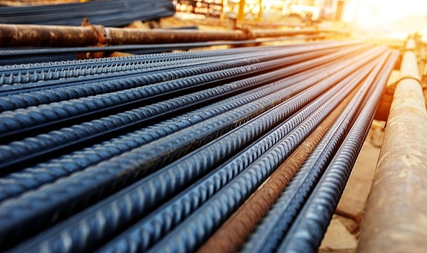 Enerji fiyatları ithalatı artırıyor