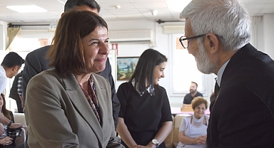 Foça’da Bayram Sevinci