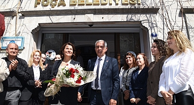 Foça’nın ilk kadın belediye başkanı göreve başladı