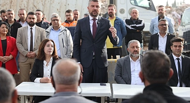 Görkem Duman, belediye personeliyle bayramlaştı