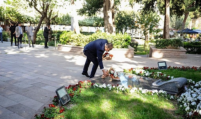 İlk ziyaret Zübeyde Ana’ya