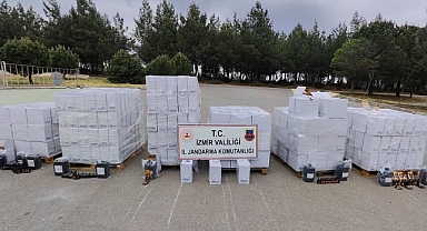 İzmir'de 8 bin 540 litre etil alkol ele geçirildi