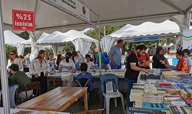 İzmir Kitap Fuarı’na Bir de Yakın’dan bakın!