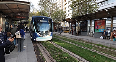 İzmir Metrosu ve Konak Tramvayı’na  Maraton İzmir düzenlemesi