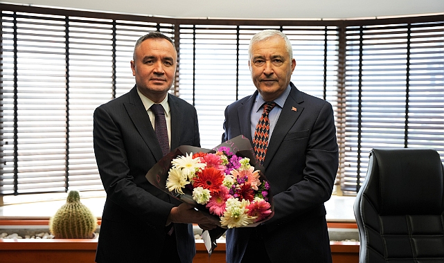Kaymakam Sarı’dan Başkan Türkmen’e Tebrik Ziyareti