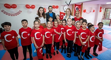 Konak'ta 23 Nisan coşkusu erken başladı