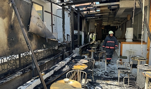 Manisa'da bir kafede çıkan yangın söndürüldü