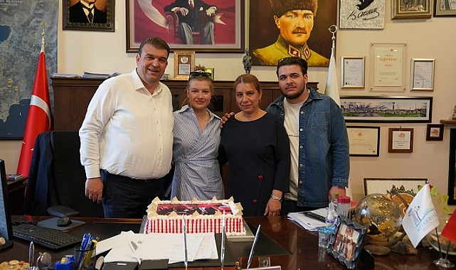 Mazbatasını alan Başkan Yetişkin’e çifte kutlama