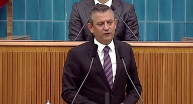 Özel'den MEB'in taslağına tepki
