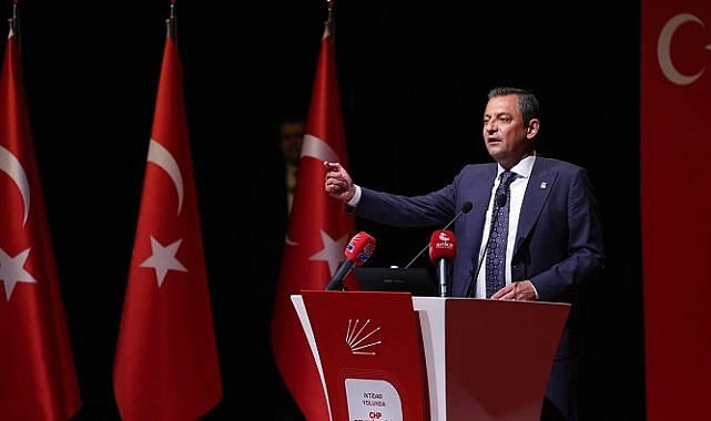 Özgür Özel, Yerel Yönetimler Çalıştayı'nda anlattı