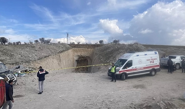 Patates deposu çöktü: 2 ölü 6 yaralı
