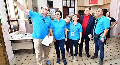 Tugay İzmir Tabip Odası seçimlerinde oyunu kullandı
