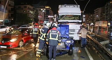 Uşak'ta sağanak ve dolu etkili oldu