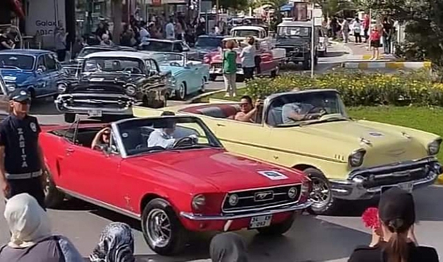 12. Klasik Otomobil Şöleni Urla’da