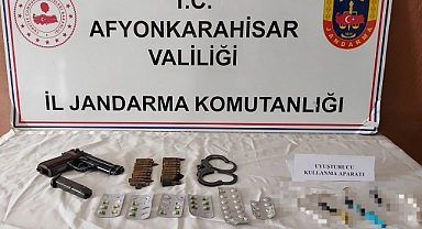 Afyonkarahisar'da uyuşturucu operasyonlarında 4 şüpheli yakalandı