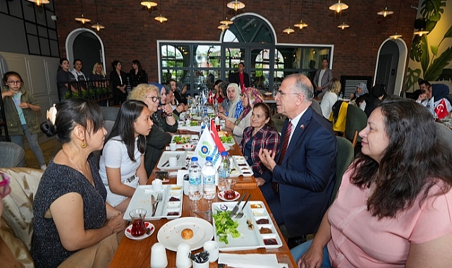 Başkan Işık, şehit anneleri ve şehit eşleriyle bir araya geldi