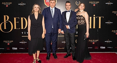 Başkan Tugay'a “Sanata Destek” Ödülü