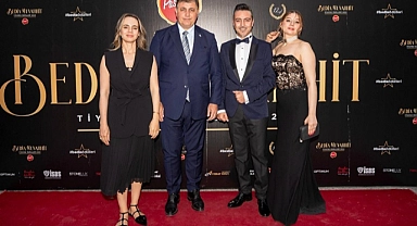 Başkan Tugay'a “Sanata Destek” Ödülü