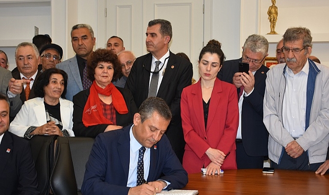 "Biz tertemiz bir partiyiz"