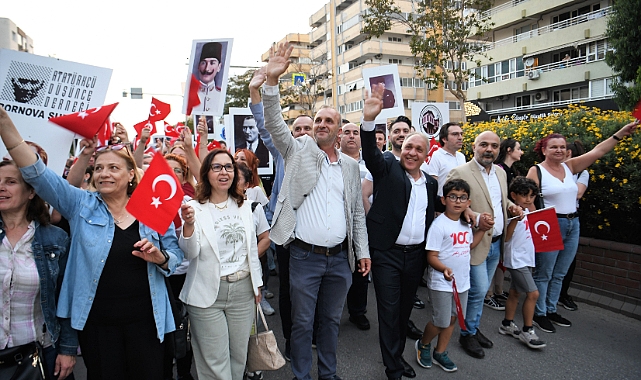 Bornova&#039;da 19 Mayıs törenleri büyük coşkuya sahne oldu