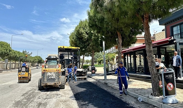 Çeşme Belediyesi Yol Bakım Ve Onarım Çalışmalarında Hız Kesmiyor