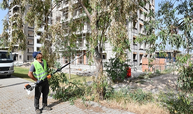 Çiğli'de Detaylı Çevre Temizliği Sürüyor