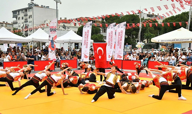 Ege'de 19 Mayıs coşkuyla kutlandı