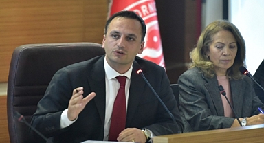 Eşki'den AK Parti'ye tepki, personele destek